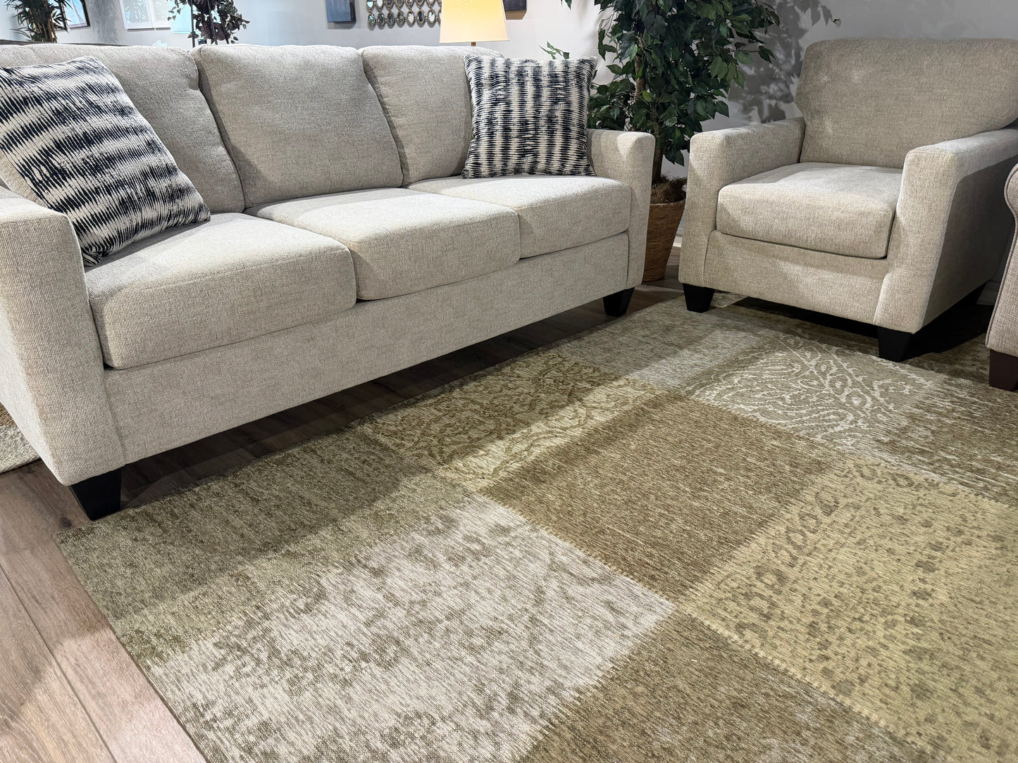 Sandstone Domino South Collection