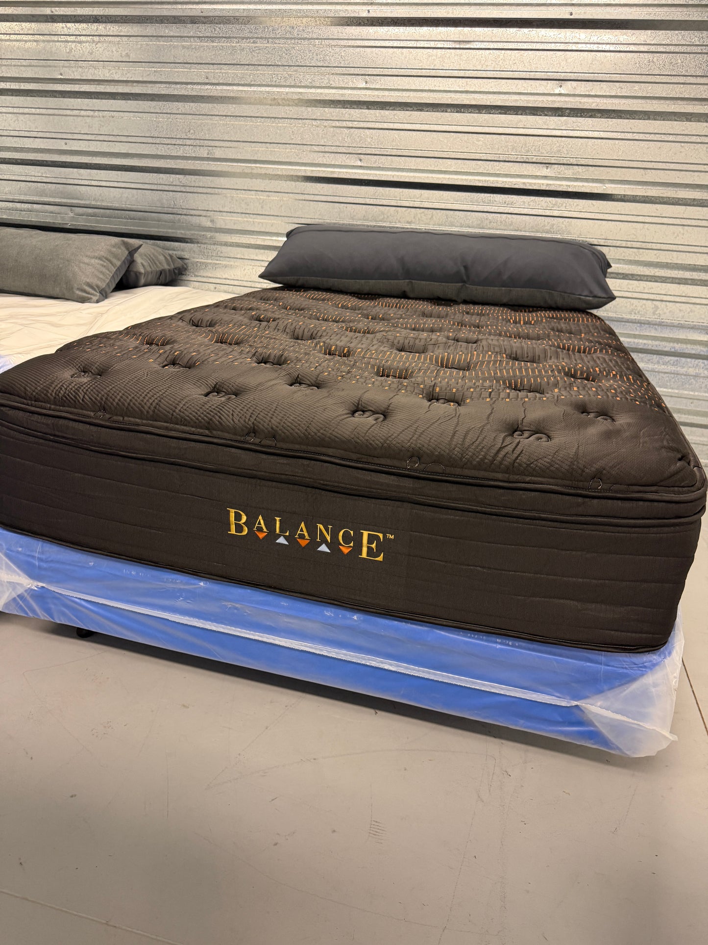 14" Embrace Euro Top Mattress